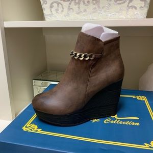 Sbicca booties -Brand new with box